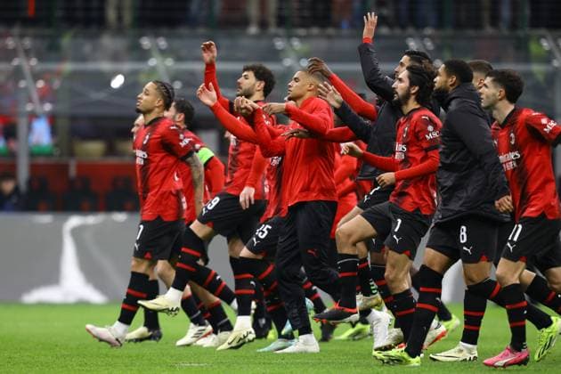 March 7, 2024, Milan, Lombardy, Italy: AC MILAN players come to wave at their fans after winning 4:2 in UEFA Europa League Round of 16 first leg game against Slavia Praha at San Siro Stadium in Milan, Italy Milan Italy - ZUMAc179 20240307_zep_c179_056 Copyright: xMickaelxChavetx