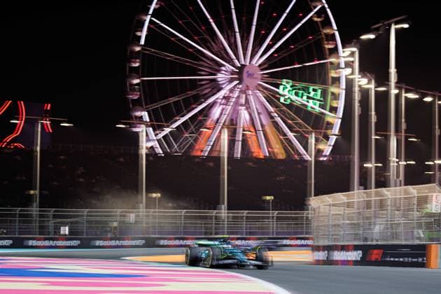 14 ALONSO Fernando (spa), Aston Martin F1 Team AMR24, action during the Formula 1 STC Saudi Arabian Grand Prix 2024, 2nd round of the 2024 Formula One World Championship, WM, Weltmeisterschaft from March 7 to 9, 2024 on the Jeddah Corniche Circuit, in Jeddah, Saudi Arabia - F1 - SAUDI ARABIAN GRAND PRIX 2024 DPPI Panoramic  240307_R02_SAUDI__LF_0696