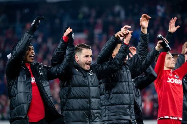 Junior Adamu SC Freiburg, 20 , Christian Guenter SC Freiburg, 30 and team celebrate victory, GER, SC Freiburg vs West Ham United, Football UEFA Europa League, Round of 16 first leg, 2023 2024 season, 07 03 2024 GER, SC Freiburg vs West Ham United, Football UEFA Europa League, Round of 16 first leg, 2023 2024 season, 07 03 2024 Freiburg Copyright: xEibner-Pressefoto Memmlerx EP_MMR