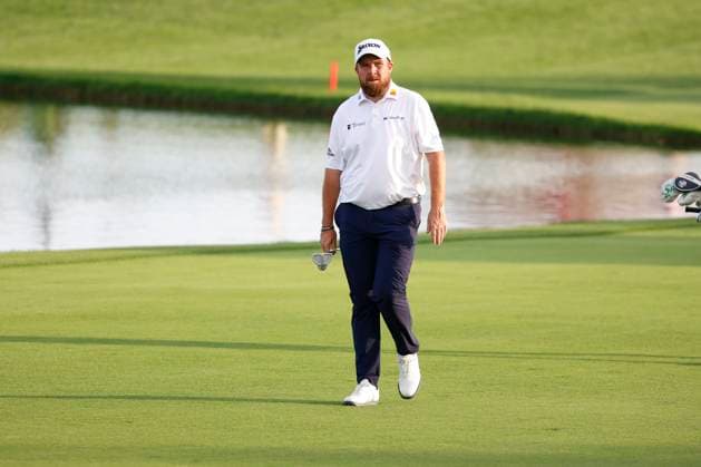 ORLANDO, FL - MARCH 07: PGA, Golf Herren golfer Shane Lowry walks the 18th hole during the Arnold Palmer Invitational presented by MasterCard at the Arnold Palmer s Bay Hill Club & Lodge on March 7, 2024, in Orlando, Florida. (Photo by Brian Spurlock Icon Sportswire) GOLF: MAR 07 PGA Arnold Palmer Invitational presented by Mastercard EDITORIAL USE ONLY Icon24030777
