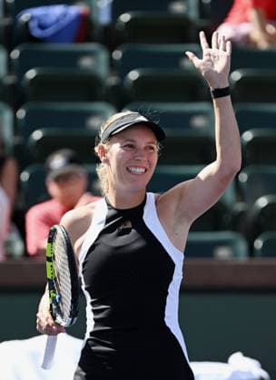 INDIAN WELLS, CA - MARCH 07: Caroline Wozniacki (DEN) celebrates on the court after winning a WTA, Tennis Damen tennis match played on March 7, 2024 to advance to the next round of the BNP Paribas Open played at the Indian Wells Tennis Garden in Indian Wells, CA. (Photo by John Cordes Icon Sportswire) TENNIS: MAR 07 BNP Paribas Open EDITORIAL USE ONLY Icon506240307064