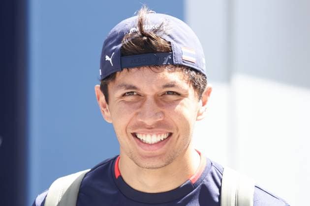 F1 Saudi Arabian Grand Prix 2024 Practice 3 Alexander Albon of Williams before third practice ahead of the Formula 1 Saudi Arabian Grand Prix at Jeddah Corniche Circuit in Jeddah, Saudi Arabia on March 8, 2024. Jeddah Saudi Arabia  Copyright: xJakubxPorzyckix originalFilename:porzycki-f1saudia240308_npNia.jpg