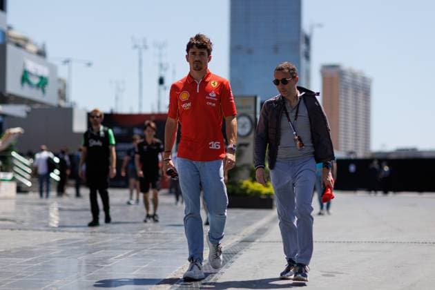 LECLERC Charles (mco), Scuderia Ferrari SF-24, portrait, TODT Nicolas (fra), Allroad Manager, portrait, during the Formula 1 STC Saudi Arabian Grand Prix 2024, 2nd round of the 2024 Formula One World Championship, WM, Weltmeisterschaft from March 7 to 9, 2024 on the Jeddah Corniche Circuit, in Jeddah, Saudi Arabia - F1 - SAUDI ARABIAN GRAND PRIX 2024 DPPI Panoramic 240308_R02_SAUDI__LF_0931