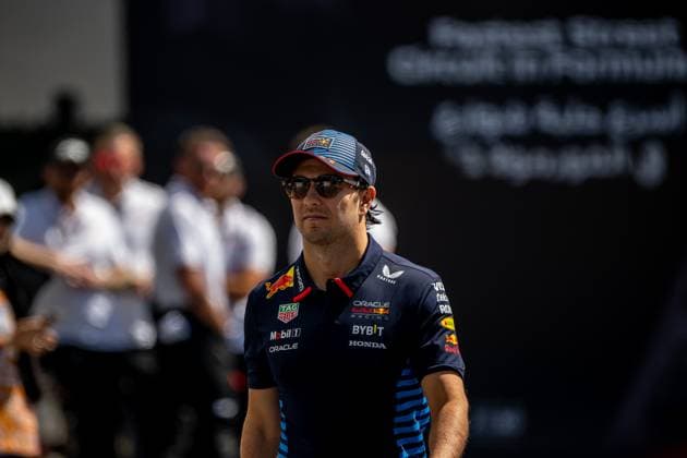 JEDDAH, SAUDI ARABIA: Sergio Perez, racing for the Red Bull Racing team during the 2024 Formula 1 Saudi Arabian Grand Prix at the Jeddah Corniche Circuit in Jeddah, Saudi Arabia