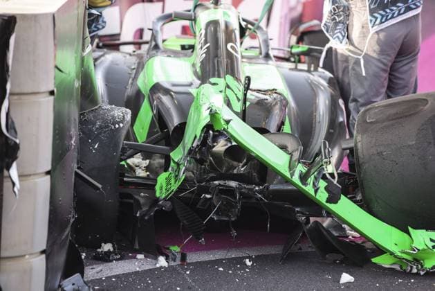 24 ZHOU Guanyu (chi), Stake F1 Team Kick Sauber C44, action crash, accident, during the Formula 1 STC Saudi Arabian Grand Prix 2024, 2nd round of the 2024 Formula One World Championship, WM, Weltmeisterschaft from March 7 to 9, 2024 on the Jeddah Corniche Circuit, in Jeddah, Saudi Arabia - F1 - SAUDI ARABIAN GRAND PRIX 2024 DPPI Panoramic 240308_R02_SAUDI_5XB_9512