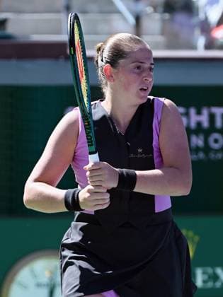 INDIAN WELLS, CA - MARCH 08: Jelena Ostapenko (LAT) looks down court after hitting the ball during a WTA, Tennis Damen tennis match played on March 8, 2024 during the BNP Paribas Open played at the Indian Wells Tennis Garden in Indian Wells, CA. (Photo by John Cordes Icon Sportswire) TENNIS: MAR 08 BNP Paribas Open EDITORIAL USE ONLY Icon506240308003