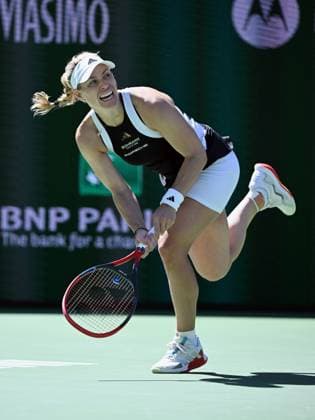INDIAN WELLS, CA - MARCH 08: Angelique Kerbar (GER) looks down court after returning the ball during a WTA, Tennis Damen tennis match played on March 8, 2024 during the BNP Paribas Open played at the Indian Wells Tennis Garden in Indian Wells, CA. (Photo by John Cordes Icon Sportswire) TENNIS: MAR 08 BNP Paribas Open EDITORIAL USE ONLY Icon506240308026