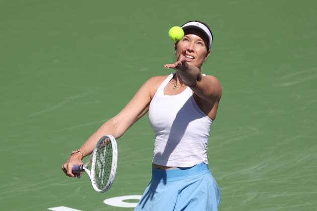 INDIAN WELLS, CA - MARCH 08: Danielle Collins (USA) serves during the BNP Paribas Open on March 8, 2024 at Indian Wells Tennis Garden in Indian Wells, CA. (Photo by George Walker Icon Sportswire) TENNIS: MAR 08 BNP Paribas Open EDITORIAL USE ONLY Icon240308056