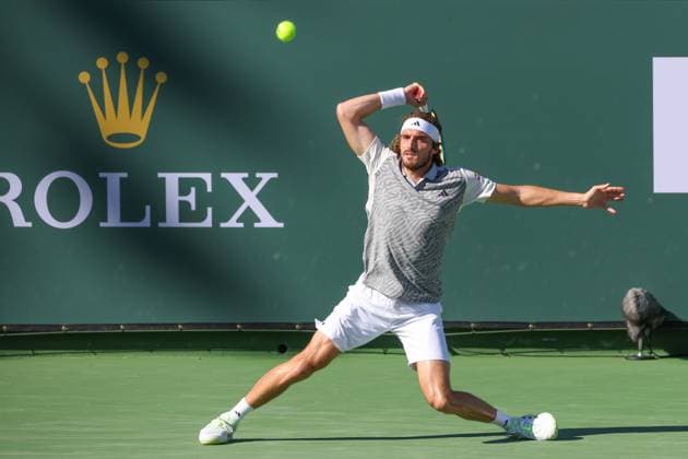 INDIAN WELLS, CA - MARCH 08: Stefanos Tsitsipas (GRE) hits a forehand during the BNP Paribas Open on March 8, 2024 at Indian Wells Tennis Garden in Indian Wells, CA. (Photo by George Walker Icon Sportswire) TENNIS: MAR 08 BNP Paribas Open EDITORIAL USE ONLY Icon240308067