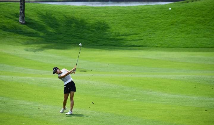 (240309) -- LINGSHUI, March 9, 2024 -- Lydia Ko of New Zealand plays a shot during the third round of the Blue Bay LPGA, Golf Damen golf tournament in Lingshui, south China s Hainan Province, March 9, 2024. ) (SP)CHINA-HAINAN-LINGSHUI-GOLF-BLUE BAY LPGA (CN) YangxGuanyu 