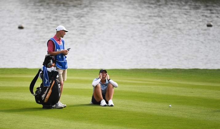 (240309) -- LINGSHUI, March 9, 2024 -- Bailey Tardy (R) of the United States takes a break during the third round of the Blue Bay LPGA, Golf Damen golf tournament in Lingshui, south China s Hainan Province, March 9, 2024. ) (SP)CHINA-HAINAN-LINGSHUI-GOLF-BLUE BAY LPGA (CN) YangxGuanyu 
