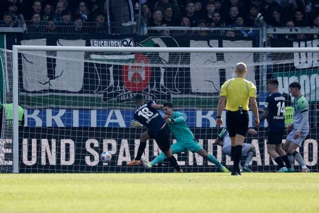 09 03 2024, xavx, Fussball 2 Bundesliga, SV Wehen Wiesbaden Hannover 96 emspor, v l Ivan Prtajin SV Wehen Wiesbaden Goal scored, scored the goal to 1 0 DFL DFB REGULATIONS PROHIBIT ANY USE OF PHOTOGRAPHS as IMAGE SEQUENCES and or QUASI VIDEO Wiesbaden