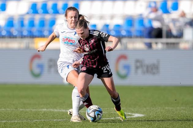 v li Mara Alber TSG, 11 , Nastassja Lein FCN, 24 , duel, duel, tackle, tackling, dynamics, action, action, 09 03 2024, Sinsheim Hoffenheim Germany , Football, Google Pixel Women Bundesliga, TSG 1899 Hoffenheim 1 FC Nürnberg, DFB DFL REGULATIONS PROHIBIT ANY USE OF PHOTOGRAPHS AS IMAGE SEQUENCES AND OR QUASI VIDEO xozx