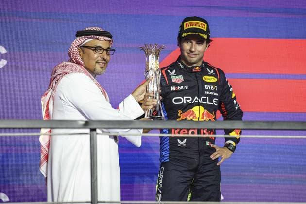 PEREZ Sergio (mex), Red Bull Racing RB20, portrait during the Formula 1 STC Saudi Arabian Grand Prix 2024, 2nd round of the 2024 Formula One World Championship, WM, Weltmeisterschaft from March 7 to 9, 2024 on the Jeddah Corniche Circuit, in Jeddah, Saudi Arabia - F1 - SAUDI ARABIAN GRAND PRIX 2024 DPPI Panoramic  240309_R02_SAUDI_XB3_1685
