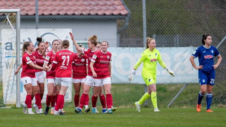Players of FSV Gütersloh 2009, celebrate the goal, goal celebration, celebration of the goal, optimistic, game scene, highlight, action, action, 10 03 2024, Sankt Leon Rot Germany , Soccer, 2 Women Bundesliga, TSG 1899 Hoffenheim II U20 FSV Gütersloh 2009, DFB DFL REGULATIONS PROHIBIT ANY USE OF PHOTOGRAPHS AS IMAGE SEQUENCES AND OR QUASI VIDEO xozx