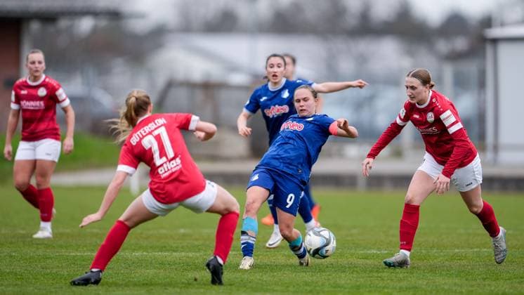 v li Emilia Deppe FSV, 27 , Marie Steiner TSG II, 9 , Paula Reimann FSV, 21 , duel, duel scene, duel, tackle, tackling, dynamics, action, action, 10 03 2024, Sankt Leon Rot Germany , Soccer, 2 Women Bundesliga, TSG 1899 Hoffenheim II U20 FSV Gütersloh 2009, DFB DFL REGULATIONS PROHIBIT ANY USE OF PHOTOGRAPHS AS IMAGE SEQUENCES AND OR QUASI VIDEO xozx