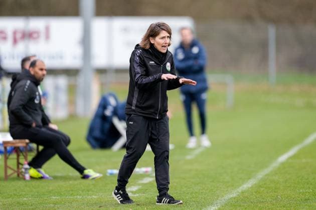 Britta Hainke Head Coach, Coach, FSV , gives instructions, gestures, gesturing with arms, cropped, full body, single image, single photo, action, action, 10 03 2024, Sankt Leon Rot Germany , Soccer, 2 Women Bundesliga, TSG 1899 Hoffenheim II U20 FSV Gütersloh 2009, DFB DFL REGULATIONS PROHIBIT ANY USE OF PHOTOGRAPHS AS IMAGE SEQUENCES AND OR QUASI VIDEO xozx