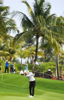 (240310) -- LINGSHUI, March 10, 2024 -- Liu Yu of China plays a shot during the final round of the Blue Bay LPGA, Golf Damen golf tournament in Lingshui, south China s Hainan Province, March 10, 2024. ) (SP)CHINA-HAINAN-LINGSHUI-GOLF-BLUE BAY LPGA (CN) YangxGuanyu 