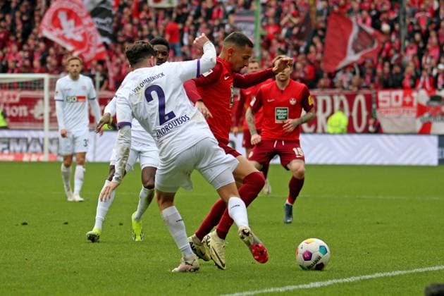 10 03 2024, xmohx, Fußball 2 Bundesliga, 1 FC Kaiserslautern VfL Osnabrück emspor, v l Athanasios Androutsos VfL Osnabrueck Osnabrück Kenny Prince Redondo 1 FC Kaiserslautern Zweikampf, Aktion, action, battle for the ball DFL DFB REGULATIONS PROHIBIT ANY USE OF PHOTOGRAPHS as IMAGE SEQUENCES and or QUASI VIDEO Kaiserslautern