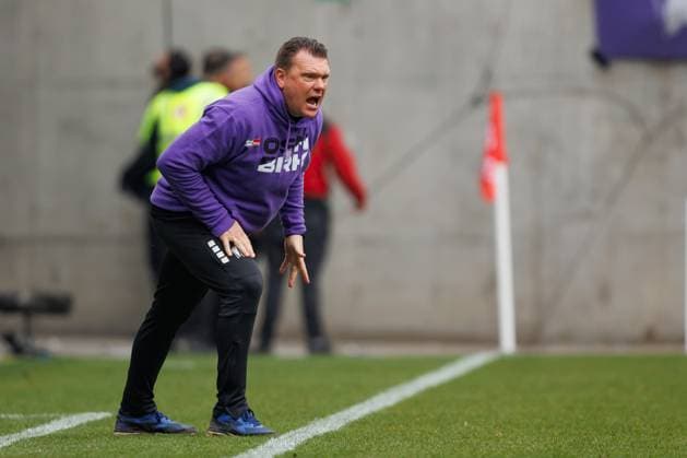 Uwe Koschinat Coach VFL Osnabrueck on the touchline, 1 FC Kaiserslautern vs VFL Osnabrueck, Football, Bundesliga 2, Season 2023 2024, 10 03 2024 1 FC Kaiserslautern vs VFL Osnabrueck, Football, Bundesliga 2, Season 2023 2024, 10 03 2024 Kaiserslautern Copyright: xEibner-Pressefoto AlexanderxNeisx EP_ANS