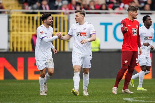 Erik Engelhardt VFL Osnabrueck celebrates the goal to 0 1 with Athanasios Androutsos VFL Osnabrueck , 1 FC Kaiserslautern vs VFL Osnabrueck, Soccer, 2 Bundesliga, Season 2023 2024, 10 03 2024 1 FC Kaiserslautern vs VFL Osnabrueck, Soccer, 2 Bundesliga, Season 2023 2024, 10 03 2024 Kaiserslautern Copyright: xEibner-Pressefoto AlexanderxNeisx EP_ANS