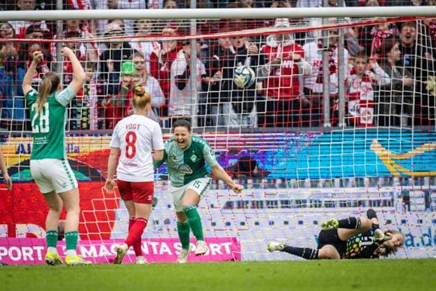 GOOGLE PIXEL Womens Bundesliga 1 FC Köln SV Werder Bremen 10 03 2024 Goal for 1 1 by Jasmin Sehan SV Werder Bremen, 15 GOOGLE PIXEL Womens Bundesliga 1 FC Köln SV Werder Bremen 10 03 2024, 15 Matchday, on 10 03 2024 at RheinEnergie Stadion in Cologne DFL REGULATIONS PROHIBIT ANY USE OF PHOTOGRAPHS AS IMAGE SEQUENCES AND OR QUASI VIDEO Copyright: xBEAUTIFULxSPORTS LeahxKohringx
