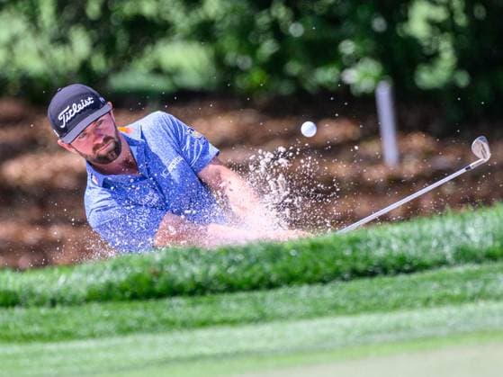 March 10, 2024: Cameron Young hits out of. The green side bunker on 1 during final round of the Arnold Palmer Invitational presented by Mastercard held at Arnold Palmer s Bay Hill Club & Lodge in Orlando, FL. Romeo T Guzman CSM. Orlando USA - ZUMAcg2_ 20240310_faf_cg2_001 Copyright: xRomeoxGuzmanx