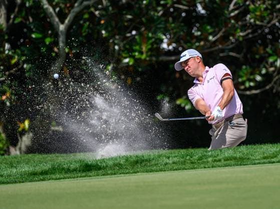 March 10, 2024: Justin Thomas hits out of the green side bunker on 1 during final round of the Arnold Palmer Invitational presented by Mastercard held at Arnold Palmer s Bay Hill Club & Lodge in Orlando, FL. Romeo T Guzman CSM. Orlando USA - ZUMAcg2_ 20240310_faf_cg2_010 Copyright: xRomeoxGuzmanx