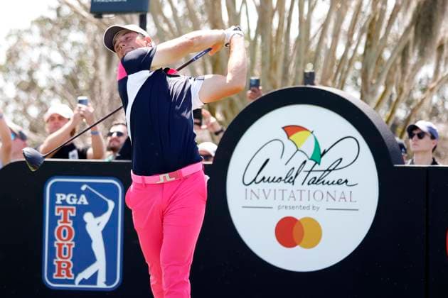 ORLANDO, FL - MARCH 10: PGA, Golf Herren golfer Viktor Hovland plays his tee shot on the 10th hole during the Arnold Palmer Invitational presented by MasterCard at the Arnold Palmer s Bay Hill Club & Lodge on March 10, 2024, in Orlando, Florida. (Photo by Brian Spurlock Icon Sportswire) GOLF: MAR 10 PGA Arnold Palmer Invitational presented by Mastercard EDITORIAL USE ONLY Icon240310112