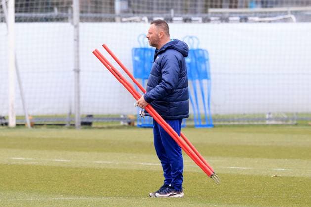 DEU, DFL, 2 FBL Hertha BSC, Training, 11 03 2024, Sportforum, Berlin, DEU, DFL, 2 FBL Hertha BSC, Training, im Bild Cheftrainer Pal Dardai Hertha BSC Berlin DFL regulations prohibit any use of Photographs as image sequences and or quasi video Foto Juergen Engler nordphoto GmbH nordphotoxGmbHx xEngler nph00076