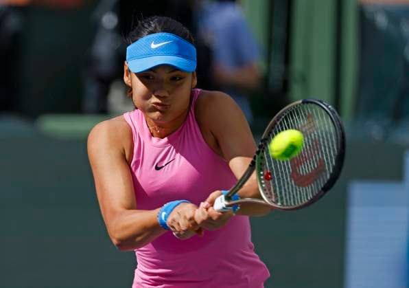 March 11, 2024 Emma Raducanu of Great Britain returns a shot against Aryna Sabalenka during the BNP Paribas Open in Indian Wells, CA. CSM Indian Wells United States of America - ZUMAc04_ 20240311_zma_c04_097 Copyright: xCharlesxBausx