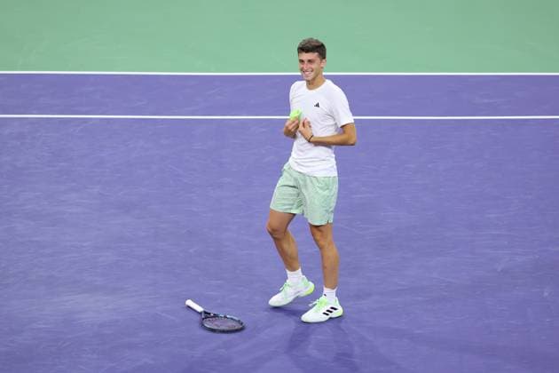 Luca Nardi (Ita) defeated Novak Djokovic (Ser) TENNIS : Indian Wells 2024 - 11 03 2024 AntoineCouvercelle Panoramic 