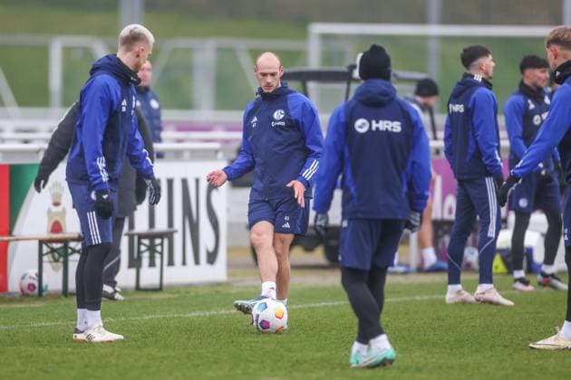 12 03 2024, Football, Season 2023 2024, 2 Bundesliga, Training FC Schalke 04, Henning Matriciani FC Schalke 04 Gelsenkirchen Veltins Arena NRW Germany xRHR PHOTO TRx Copyright: TimxRehbein RHR-FOTOx RHR-FOTO TR