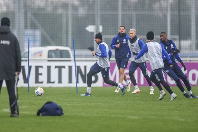 12 03 2024, Football, Season 2023 2024, 2 Bundesliga, Training FC Schalke 04, Jimmy Kaparos FC Schalke 04 Gelsenkirchen Veltins Arena NRW Germany xRHR PHOTO TRx Copyright: TimxRehbein RHR-FOTOx RHR-FOTO TR