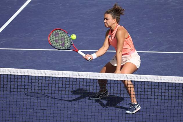 INDIAN WELLS, CA - MARCH 12: Jasmine Paolini (ITA) hits a volley during the BNP Paribas Open on March 12, 2024 at Indian Wells Tennis Garden in Indian Wells, CA. (Photo by George Walker Icon Sportswire) TENNIS: MAR 12 BNP Paribas Open EDITORIAL USE ONLY Icon240312011