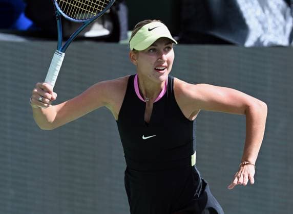 INDIAN WELLS, CA - MARCH 12: Anastasia Potapova (RUS) runs after for the ball during a WTA, Tennis Damen tennis match played on March 12, 2024 during the BNP Paribas Open played at the Indian Wells Tennis Garden in Indian Wells, CA. (Photo by John Cordes Icon Sportswire) TENNIS: MAR 12 BNP Paribas Open EDITORIAL USE ONLY Icon506240312028