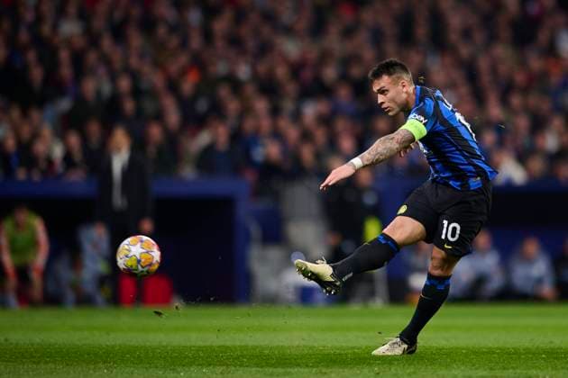 UEFA Champions League, Atletico de Madrid v FC Internazionale Milan MADRID, SPAIN - MARCH 13: Lautaro Martinez Centre-Forward of FC Internazionale Milano in action during the UEFA Champions League 2023 24 round of 16 second leg match between Atletico de Madrid and FC Internazionale Milan at Civitas Metropolitano Stadium on March 13, 2024 in Madrid, Spain. (Photo By Francisco Macia Photo Players Images) Madrid Civitas Metropolitano Madrid Spain Copyright: xFranciscoxMacia PhotoxPlayersxImagesx