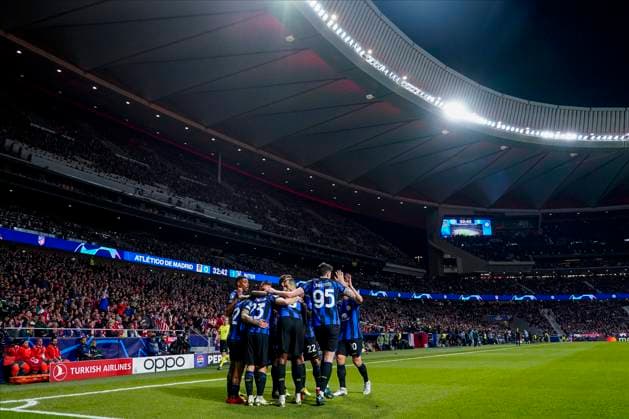 ESP: Atletico de Madrid v Inter Milan. UEFA Champions League match. Round of 16. Federico Dimarco of Inter Milan celebrates with his teammates after scoring the 0-1Federico Dimarco of Inter Milan celebrates the 0-1 during the UEFA Champions League match, Round of 16, second leg, between Atletico de Madrid and Inter Milan played at Civitas Metropolitano Stadium on March 13, 2024 in Madrid Spain. kpng Copyright: xBaguxBlancox xPRESSINPHOTOx PS_240313_030