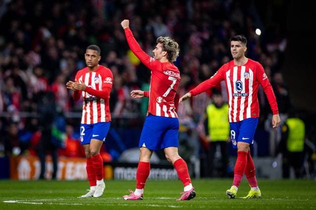 Antoine Griezmann of Atletico de Madrid celebrating his goal with his teammates during the UEFA Champions League 2023 24 round of 16 second leg match between Atletico de Madrid and FC Internazionale at Civitas Metropolitano on March 13, 2024 in Madrid, Spain. (Photo by: LGM) FOOTBALL : Atletico de Madrid vs FC Internazionale - UEFA Ligue des Champions - 13 03 2024 LGM Panoramic 