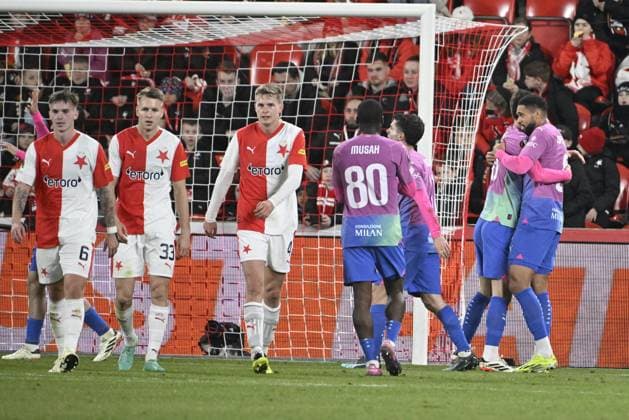 AC Milan soccer players, right, celebrate a goal in action during the Slavia Praha vs AC Milan football return match of the Europa League semi-final on March 14, 2024, Prague, Czech Republic. (CTKxPhoto KaterinaxSulova) CTKPhotoP2024031407479  CTKPhotoP2024031407479
