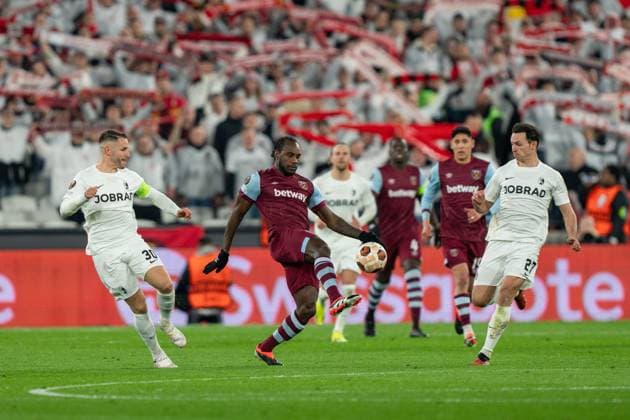 West Ham United v Freiburg Europa League 14 03 2024. Round of 16 West Ham United forward Michail Antonio (9) controls the ball during the Europa League match between West Ham United and SC Freiburg at the London Stadium, London, England on 14 March 2024. Editorial use only , Copyright: xStephenxFlynnx PSI-19236-0055