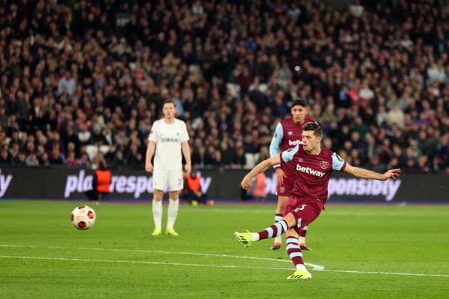 14th March 2024; London Stadium, London, England; Europa League Football, Round of 16, Second Leg, West Ham United versus SC Freiburg; Aaron Cresswell of West Ham United shoots and scores for 3-0 in the 52nd minute  ActionPlus12617908 ShaunxBrooks