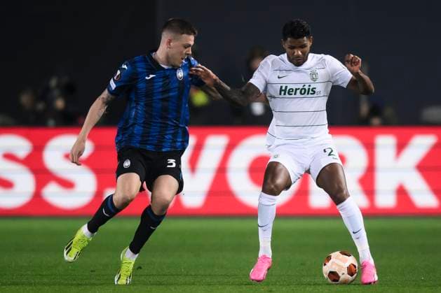 Atalanta BC v Sporting CP - UEFA Europa League Matheus Reis of Sporting Clube de Portugal competes for the ball with Emil Holm of Atalanta BC during the UEFA Europa League round of 16 second leg football match between Atalanta BC and Sporting CP. Bergamo Italy Copyright: xNicolòxCampox