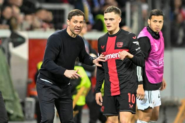 Xabi Alonso Bayer Leverkusen instructs Florian Wirtz 10, Bayer Leverkusen 14 03 2024 Soccer Europa League, Bayer 04 Leverkusen vs Qarabag FK, BayArena, Leverkusen, NRW Germany Copyright: xpepphotox xHorstxMauelshagenx pep00321, pep_20240314_hm