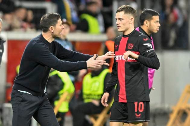 Xabi Alonso Bayer Leverkusen instructs Florian Wirtz 10, Bayer Leverkusen 14 03 2024 Soccer Europa League, Bayer 04 Leverkusen vs Qarabag FK, BayArena, Leverkusen, NRW Germany Copyright: xpepphotox xHorstxMauelshagenx pep00321, pep_20240314_hm
