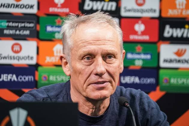 Soccer UEFA Europa League 2023 2024, Round of 16, West Ham United SC Freiburg, London Olympic Stadium Freiburg coach Christian Streich press conference, interview, talk London Olympic Stadium England Copyright: xJoeranxSteinsiekx