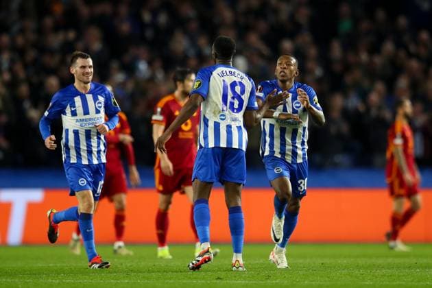Brighton and Hove Albion v AS Roma, Brighton, UK - 14 Mar 2024 Goal celebrations for Danny Welbeck of Brighton during the Europa League match between Brighton and Hove Albion and AS Roma at The Amex Stadium, Brighton on 14 March 2024 ( Brighton The Amex Stadium Brighton England Copyright: xMicahxCrook PPAUKx PPA-098199