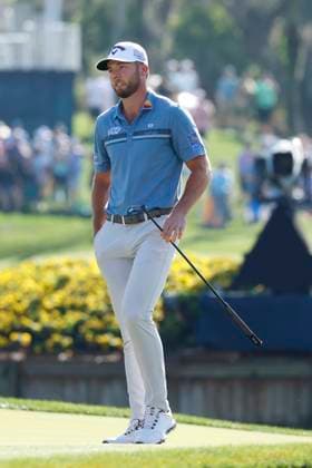 PONTE VEDRA BEACH, FL - MARCH 14: PGA, Golf Herren golfer Sam Burns putts on the 17th hole during The Players Championship on March 14, 2024, at TPC Sawgrass in Ponte Vedra Beach, Florida. (Photo by Brian Spurlock Icon Sportswire) GOLF: MAR 14 PGA THE PLAYERS Championship EDITORIAL USE ONLY Icon24031424