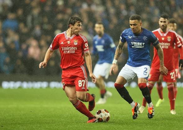 Rangers v Benfica UEFA Europa League Jo?o Neves of Benfica (left) and James Tavernier of Rangers (middle) during the UEFA Europa League Round of 16 Second Leg match at Ibrox Stadium, Glasgow Copyright: xFredxPalmerx FIL-19834-0115 UK Newspapers OUT