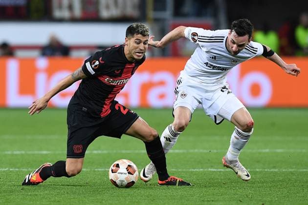 Soccer Europa League Round of 16 Bayer 04 Leverkusen Qarabag Agdam on 14 03 2024 at the BayArena in Leverkusen Exequiel Palacios Leverkusen , left Marko Jankovic Agdam , right xRx